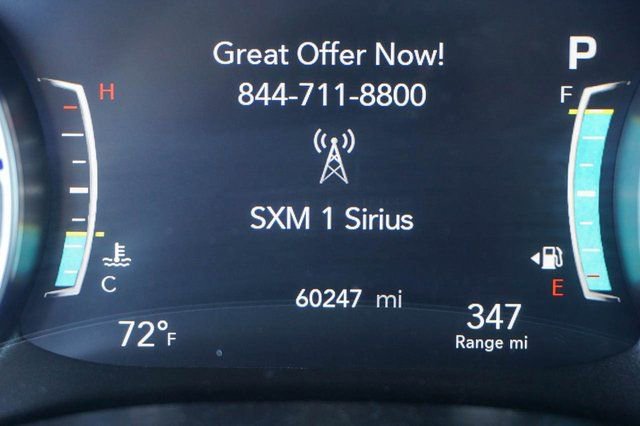 Used 2024 Chrysler Pacifica Touring-L image 24