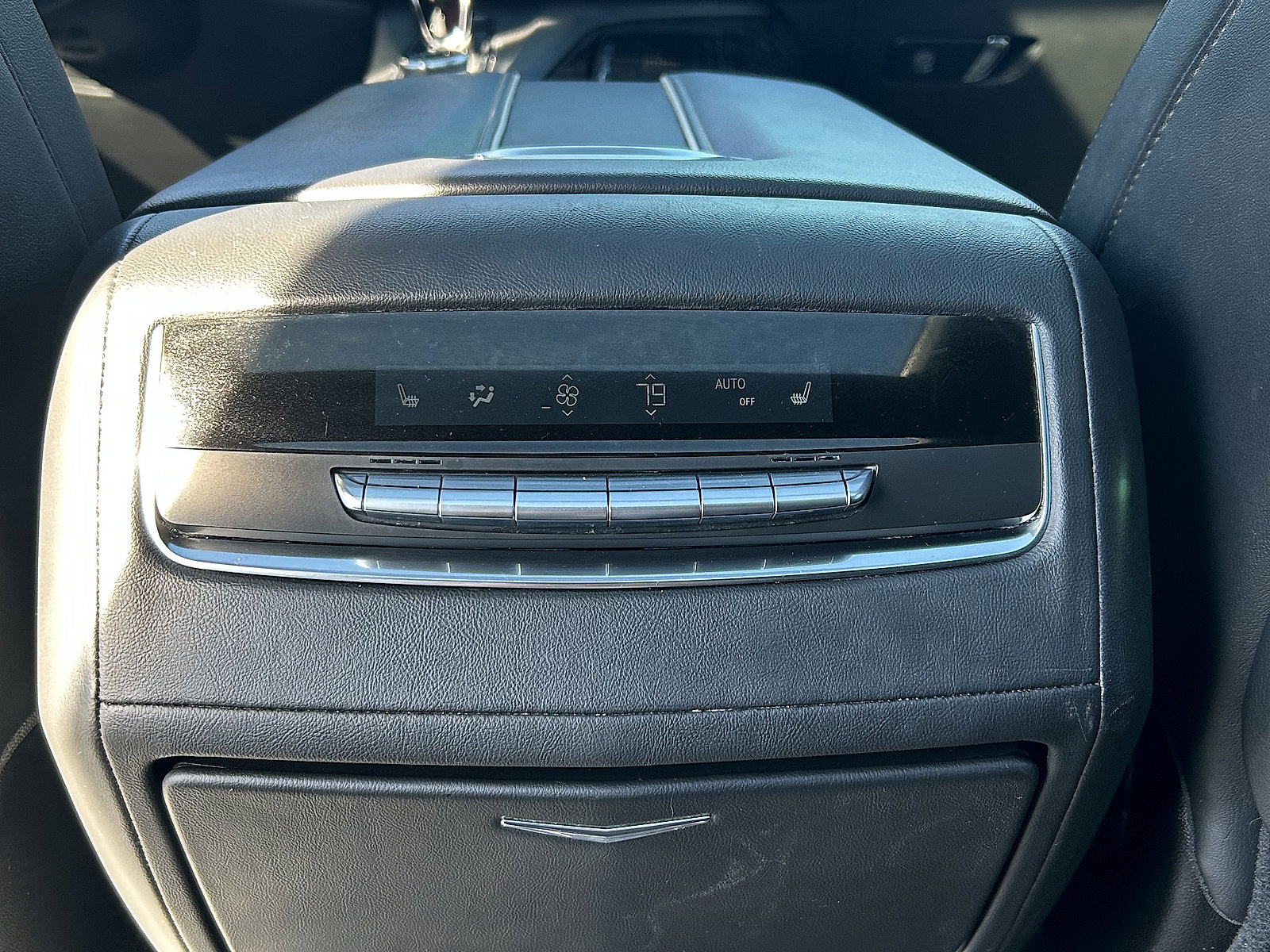 Used 2023 Cadillac Escalade Sport image 8