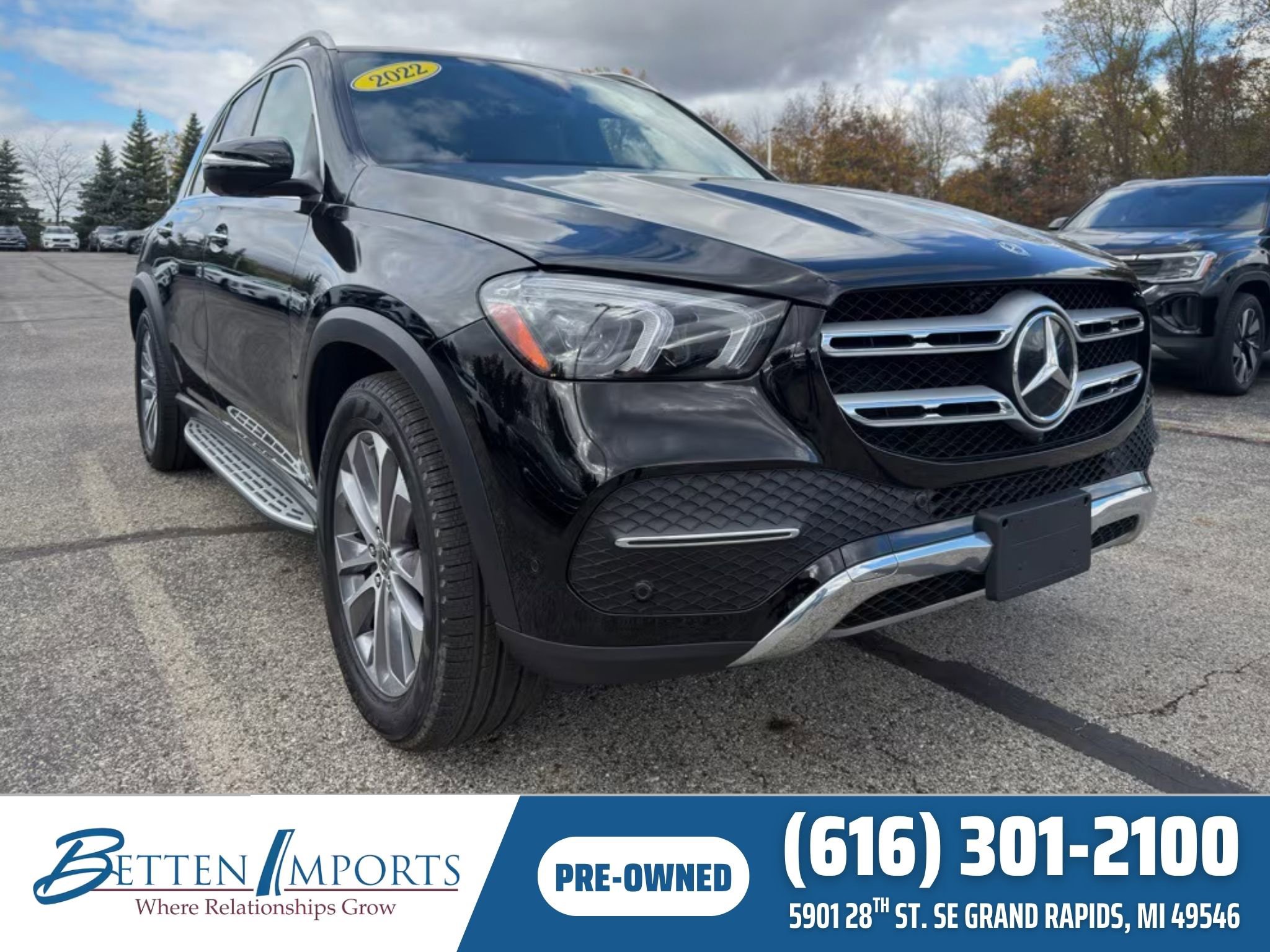 Used 2022 Mercedes-Benz GLE 350 4MATIC w/ Premium Package image 1