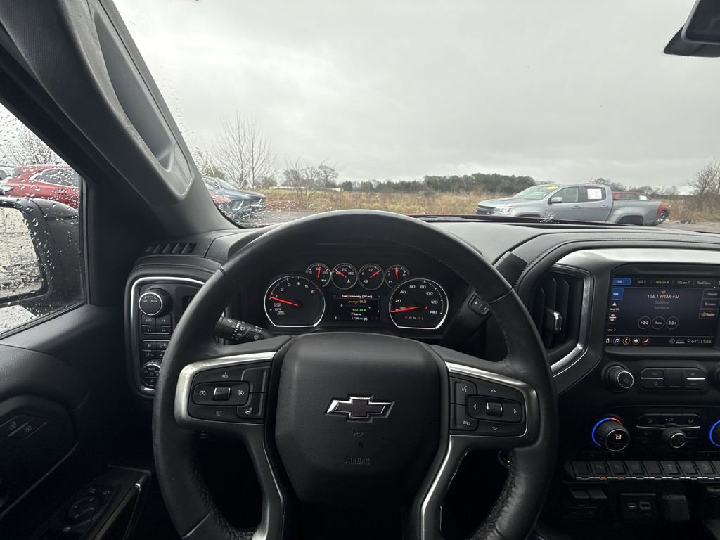 Certified 2020 Chevrolet Silverado 1500 RST image 17