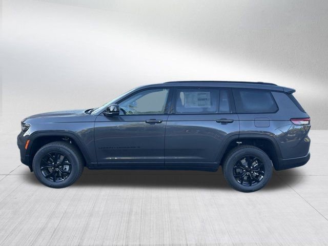 New 2025 Jeep Grand Cherokee L Altitude image 8