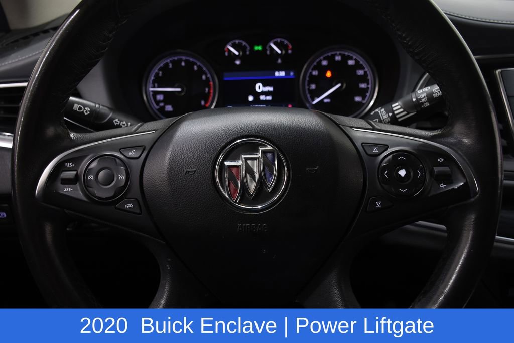 Used 2020 Buick Enclave Essence image 11