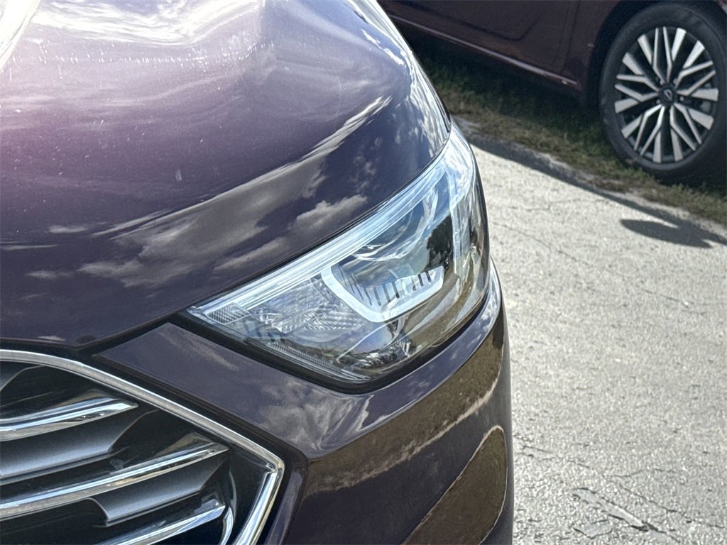 Used 2019 Ford Edge Titanium image 19