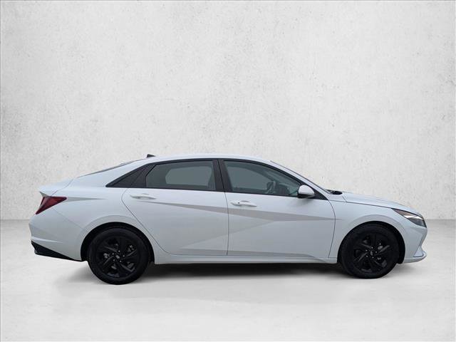 Certified 2021 Hyundai Elantra SEL FWD image 4