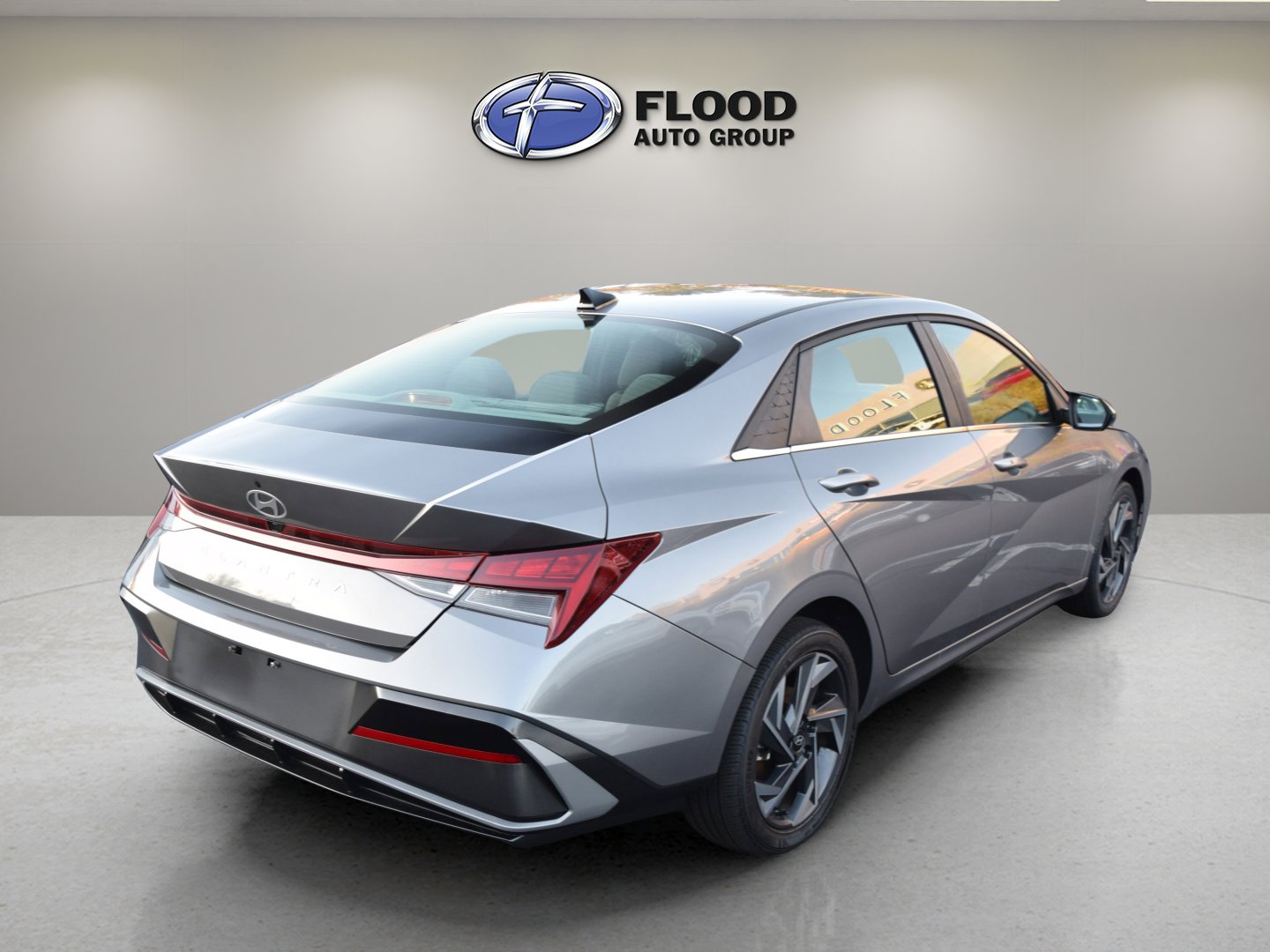 Used 2024 Hyundai Elantra SEL w/ Convenience Package image 4