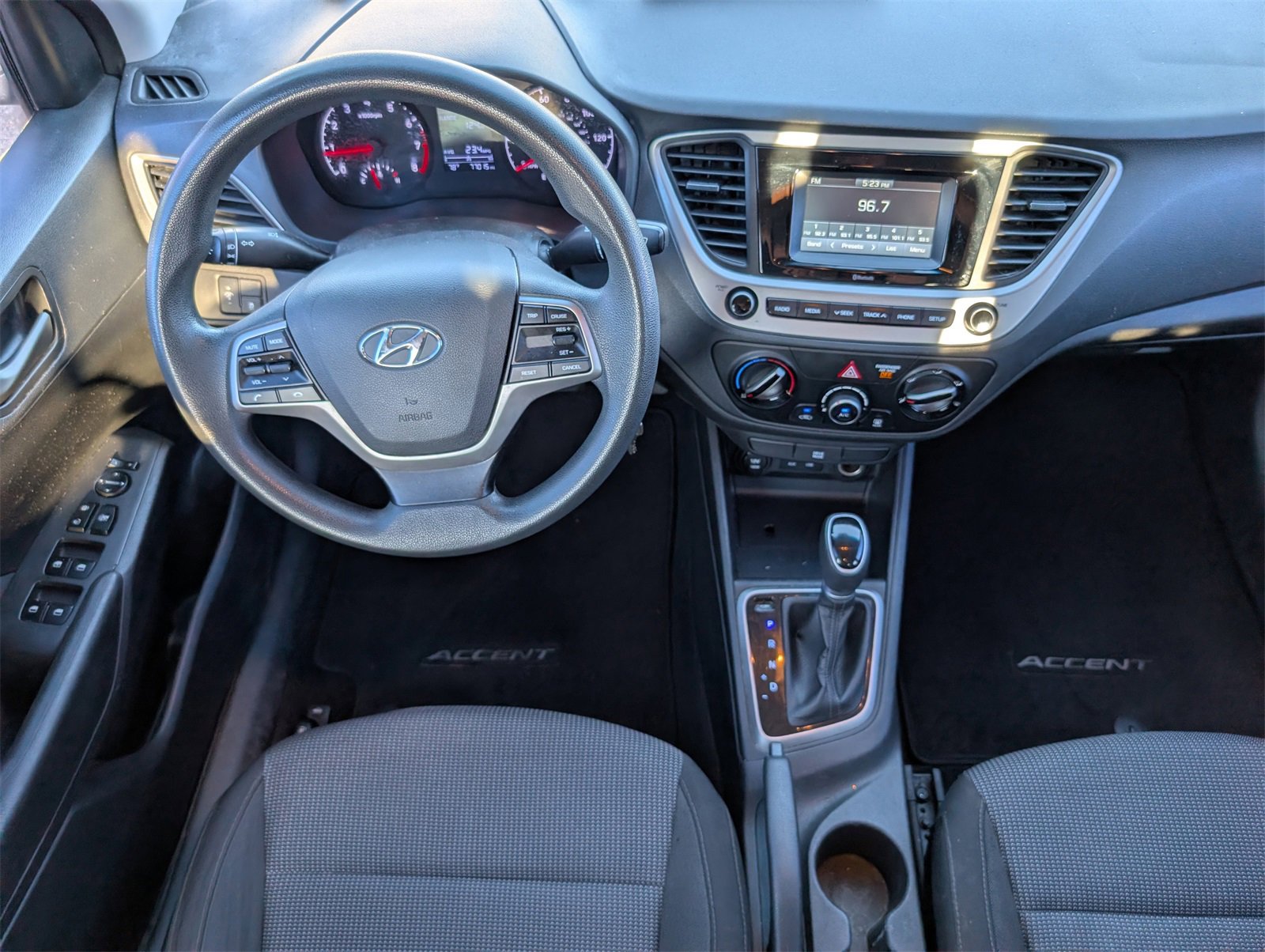 Used 2020 Hyundai Accent SE image 6