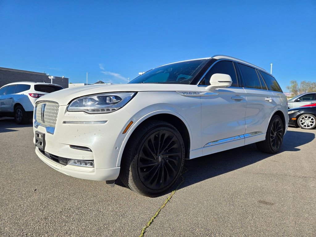 Used 2022 Lincoln Aviator Reserve w/ Equipment Group 201A image 2