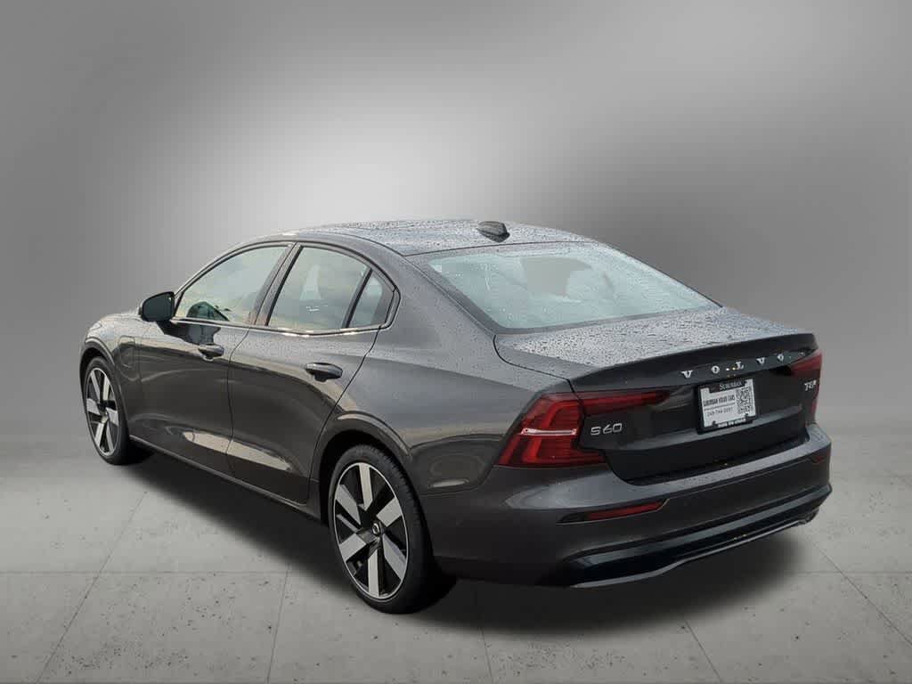 Certified 2025 Volvo S60 T8 Plus AWD/4WD image 4