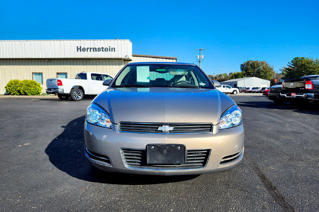 Used 2006 Chevrolet Impala LT w/ Preferred Equipment Group FWD image 3