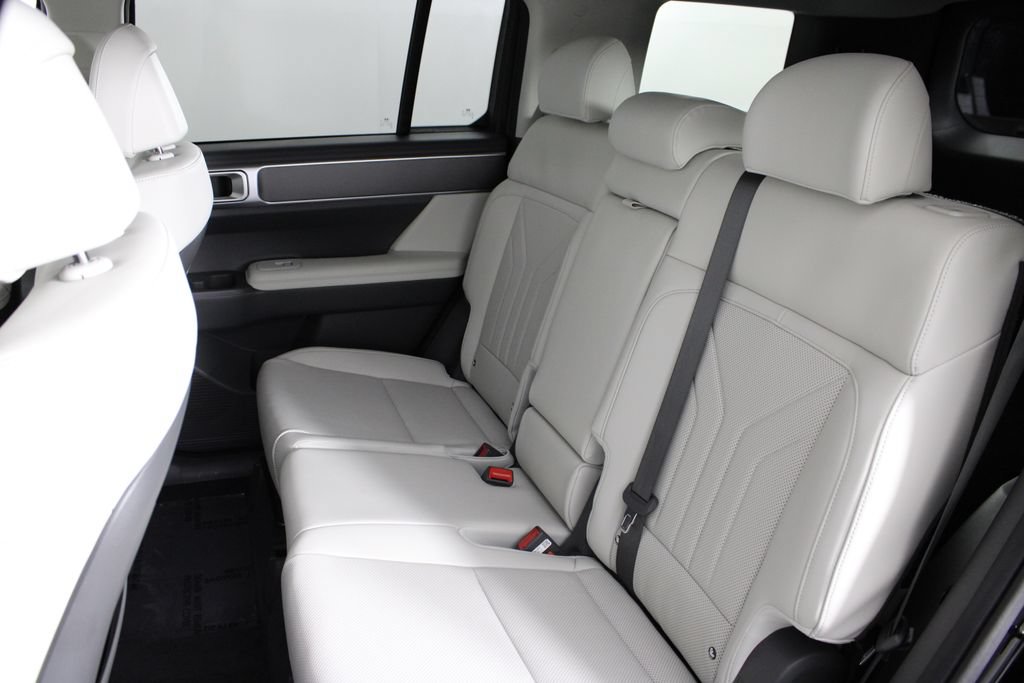 Certified 2026 Hyundai Santa Fe SEL FWD image 22
