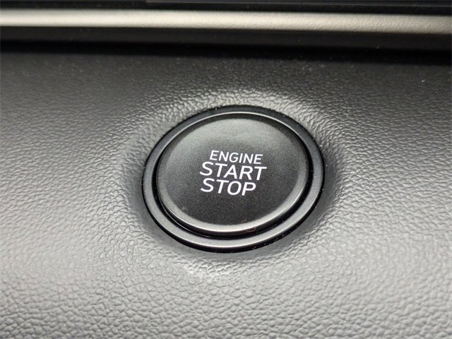 Certified 2025 Hyundai Elantra Sport image 25