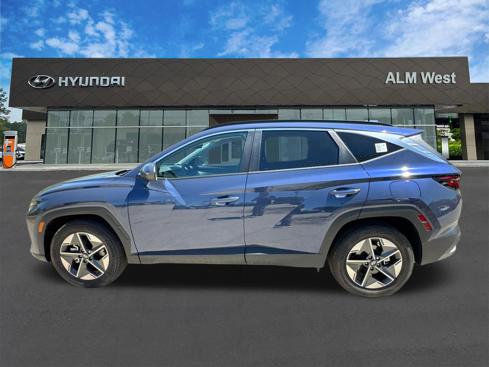 Certified 2025 Hyundai Tucson SEL image 8