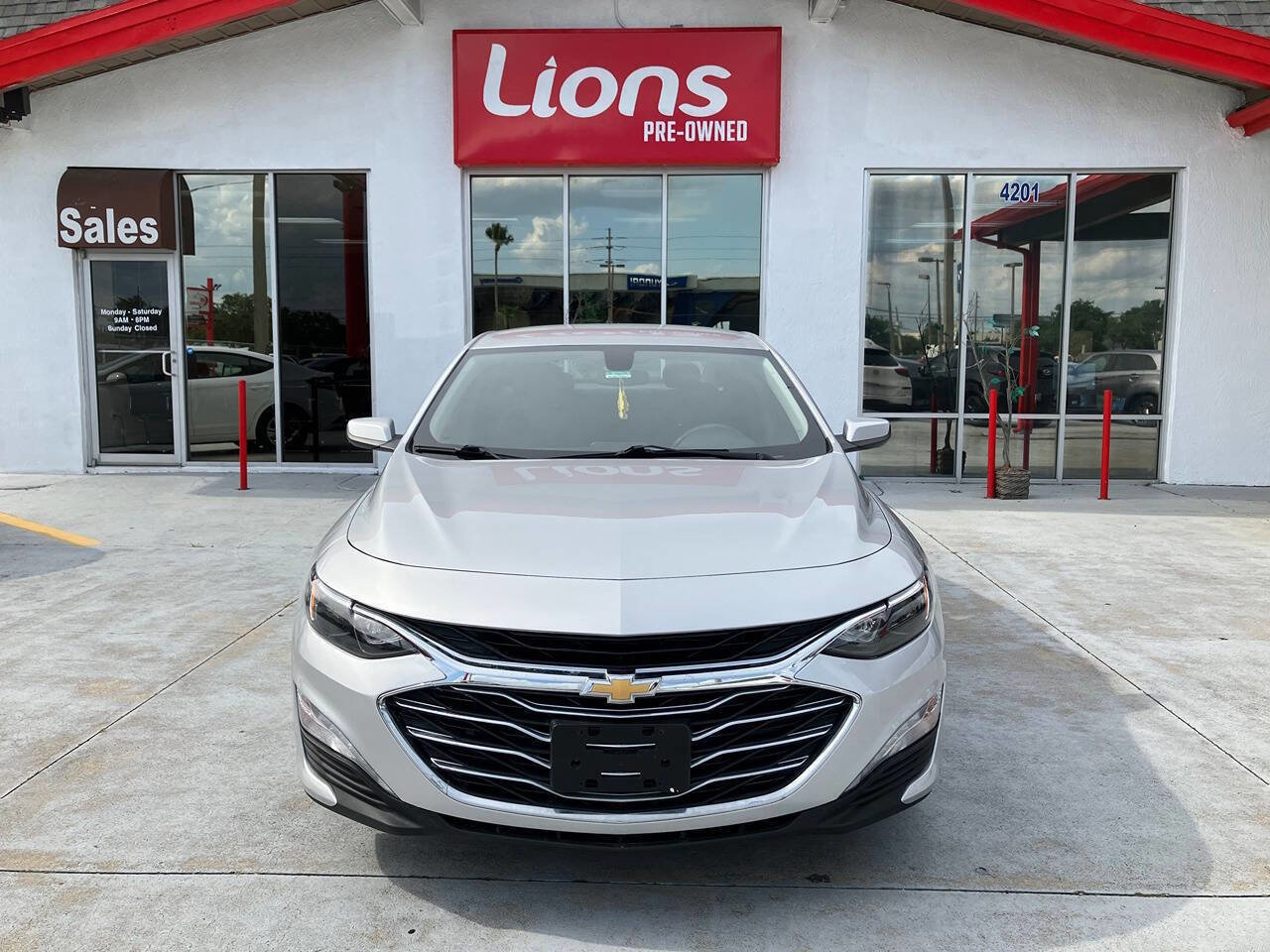 Used 2019 Chevrolet Malibu LT image 1