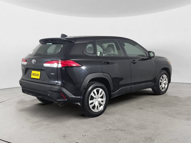 Used 2024 Toyota Corolla Cross L AWD/4WD image 5