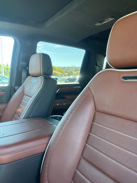 Used 2024 GMC Sierra 3500 Denali Ultimate AWD/4WD image 19
