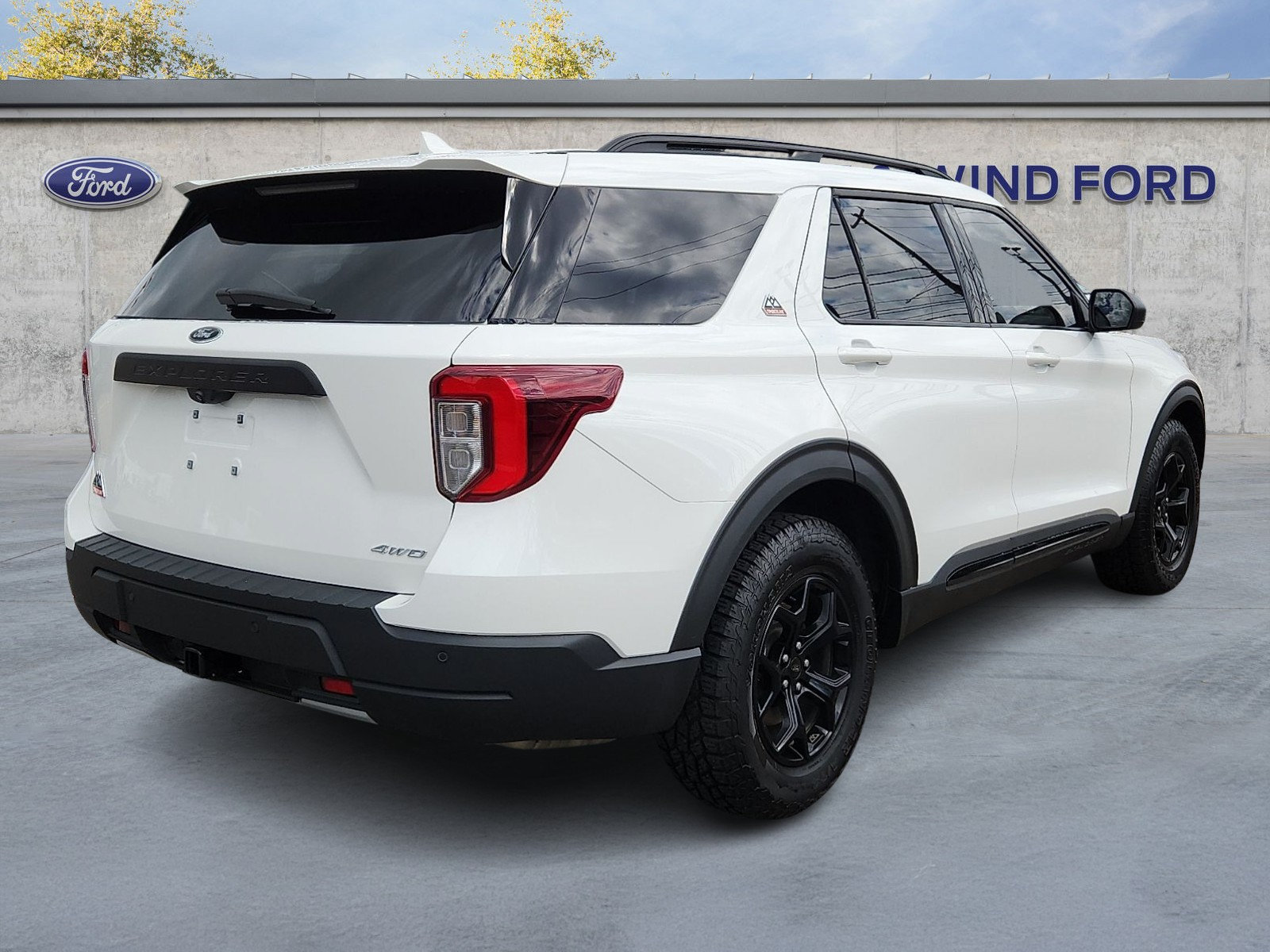 Used 2022 Ford Explorer Timberline AWD/4WD image 6