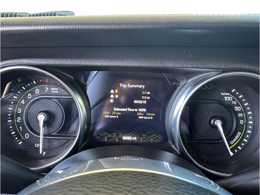 Used 2023 Jeep Wrangler Unlimited Sahara w/ Cold Weather Group AWD/4WD image 15