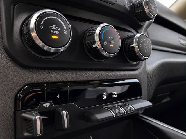 Used 2019 RAM 2500 Big Horn AWD/4WD image 18