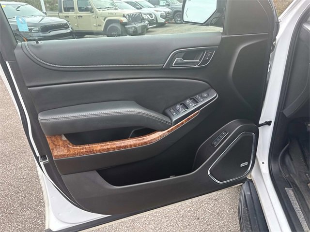 Used 2019 Chevrolet Suburban Premier image 32