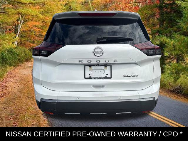 Certified 2026 Nissan Rogue SL AWD/4WD image 9