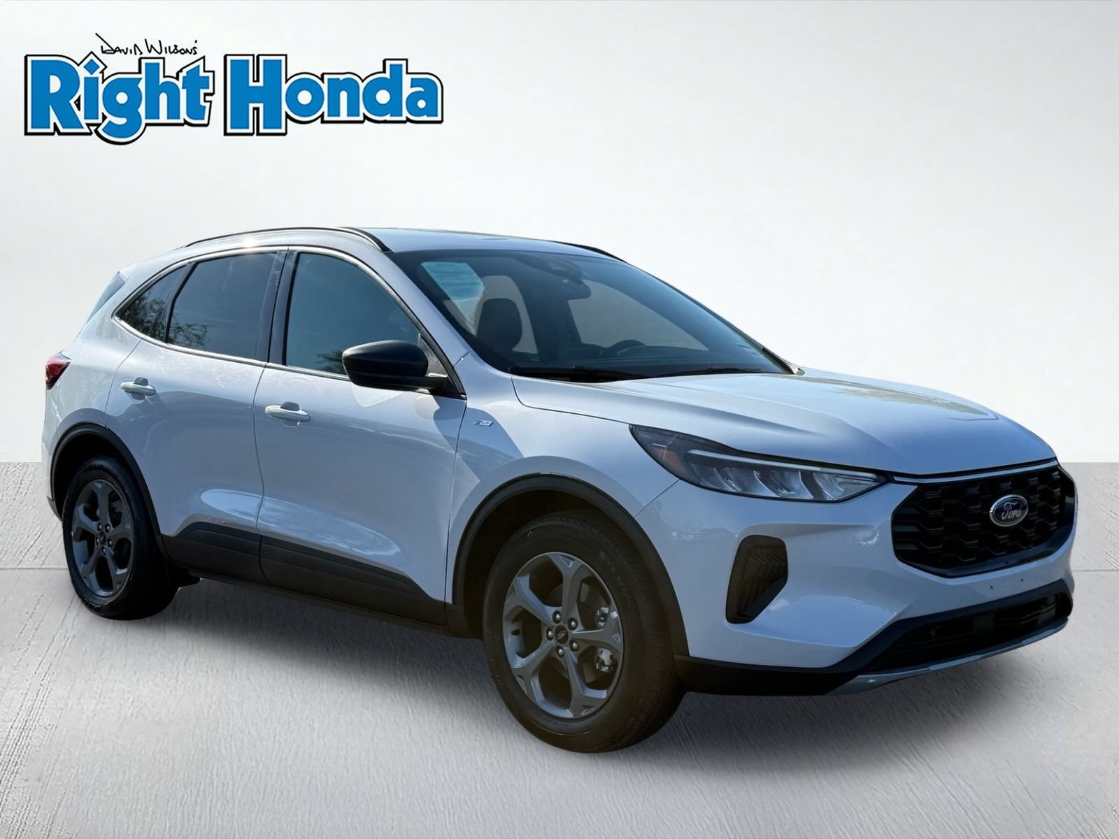 Used 2025 Ford Escape ST-Line FWD image 10