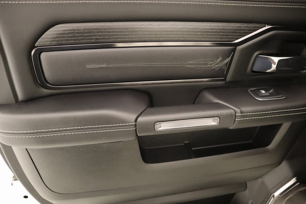 Used 2024 RAM 3500 Limited image 16