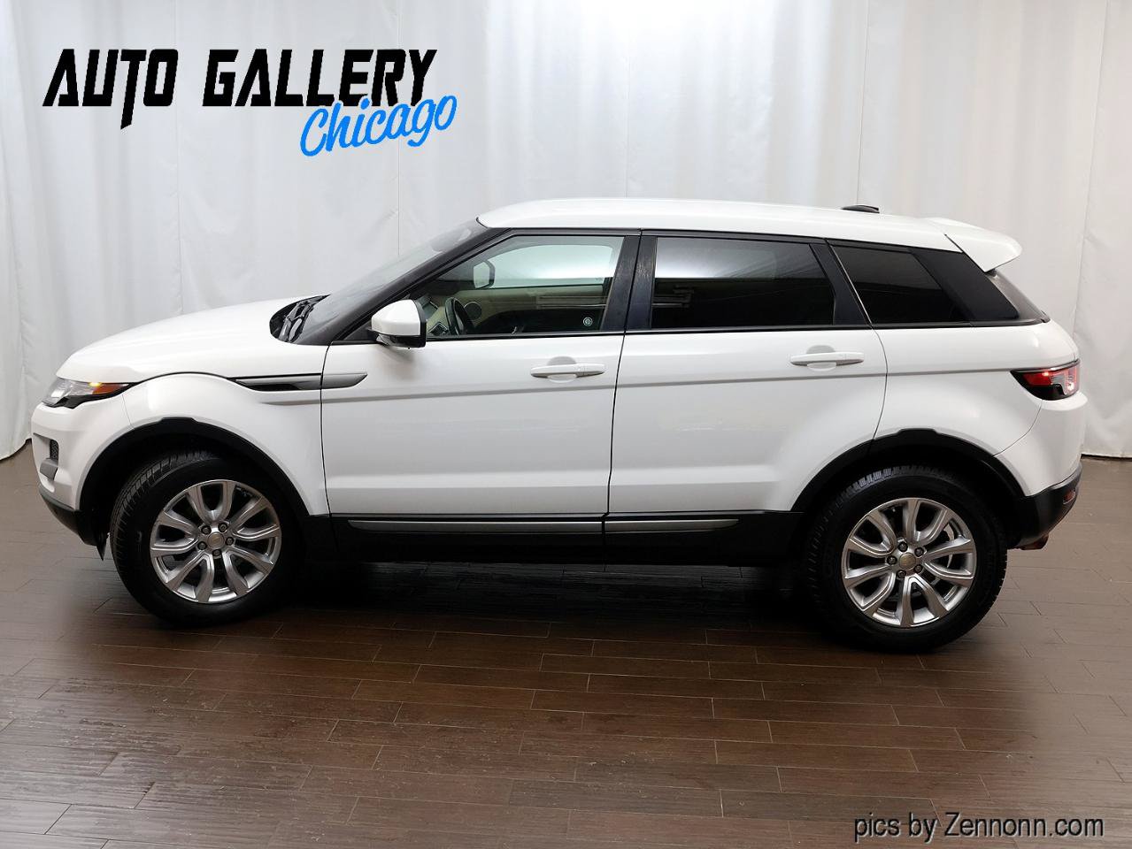 Used 2015 Land Rover Range Rover Evoque Pure AWD/4WD image 10