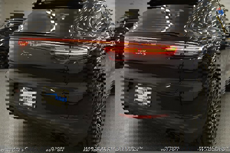 Used 2021 Porsche Cayenne S image 41