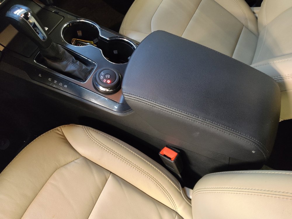 Used 2017 Ford Explorer XLT w/ Equipment Group 202A image 26