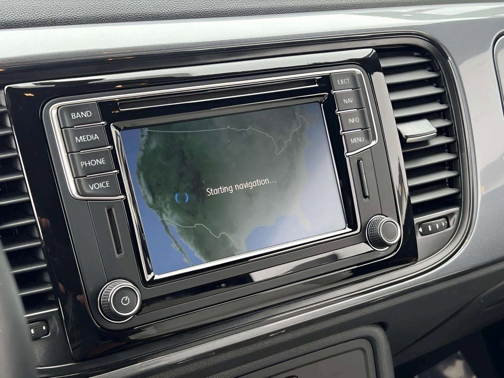 Used 2017 Volkswagen Beetle 1.8T Classic image 23