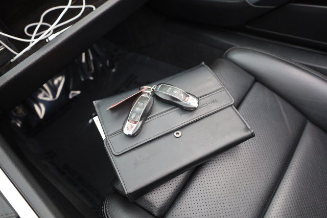 Used 2015 Porsche 911 Carrera S RWD image 41