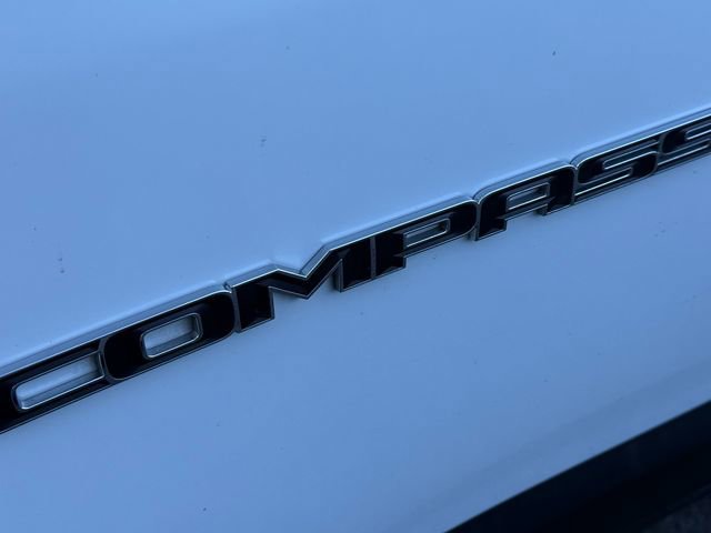 Used 2024 Jeep Compass Limited image 34