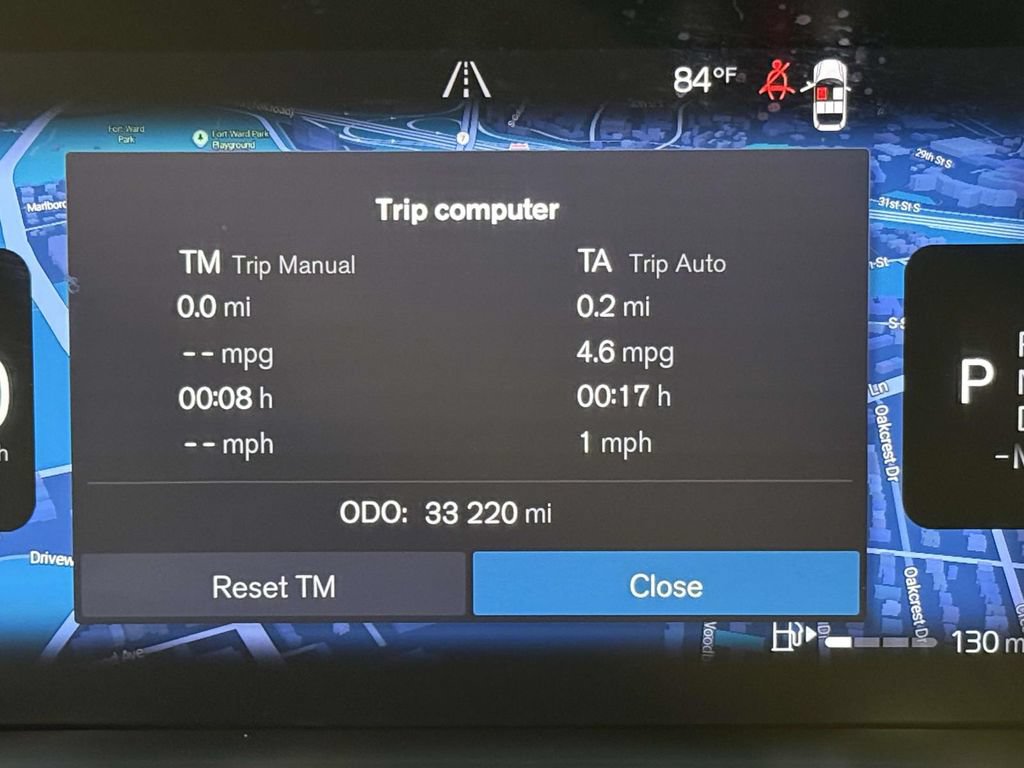 Used 2024 Volvo XC60 B5 Plus w/ Climate Package AWD/4WD image 5