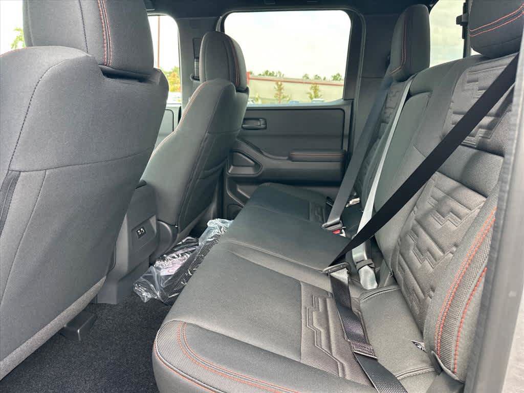 New 2027 Nissan Frontier PRO-4X w/ Tow Package RWD image 8