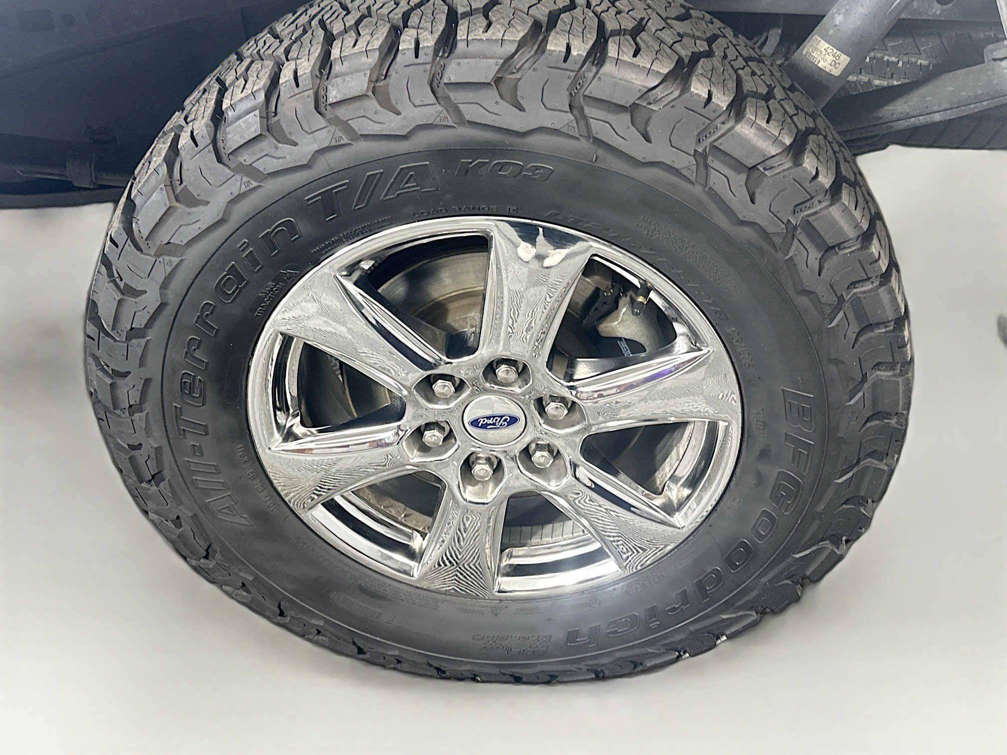 Used 2019 Ford F150 XLT w/ Equipment Group 302A Luxury AWD/4WD image 11