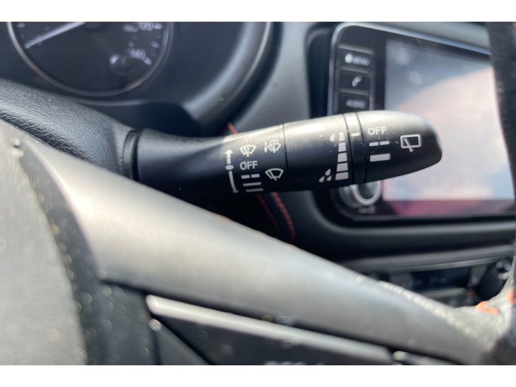 Used 2022 Nissan Kicks SR w/ Premium Package FWD image 38