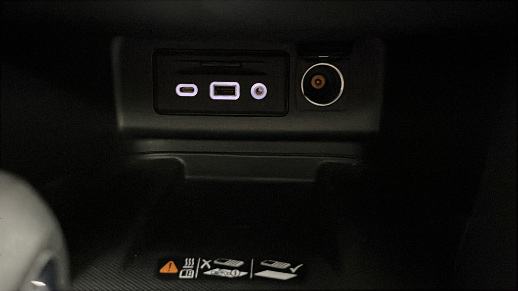 Used 2022 Chevrolet Equinox Premier AWD/4WD image 30