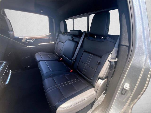 Certified 2026 Chevrolet Silverado 1500 High Country AWD/4WD image 27