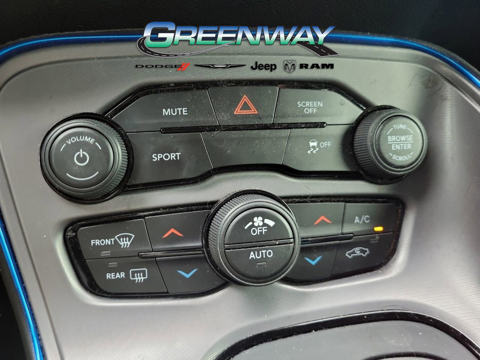 Used 2023 Dodge Challenger SXT w/ Blacktop Package image 19