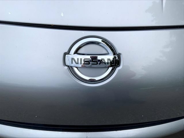 Used 2004 Nissan 350Z Touring RWD image 5