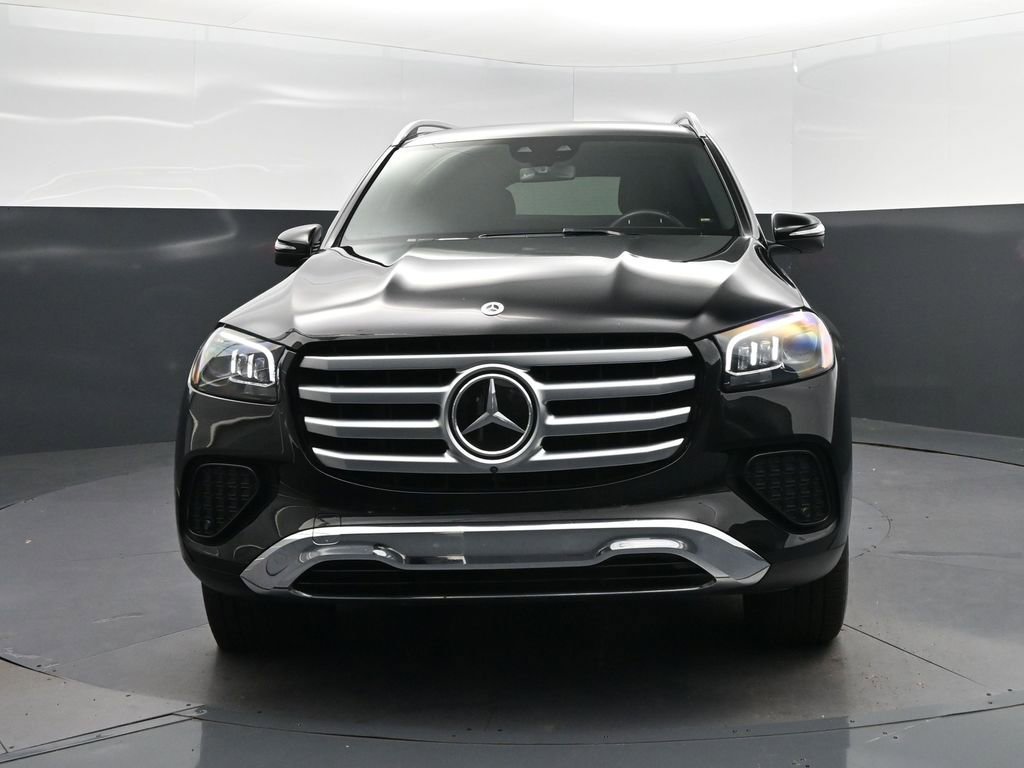 Used 2025 Mercedes-Benz GLS 450 4MATIC image 10
