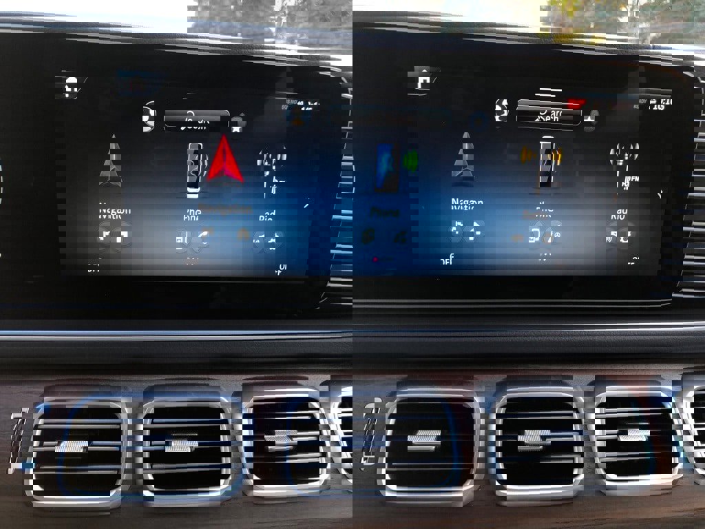 New 2026 Mercedes-Benz GLS 580 4MATIC image 24