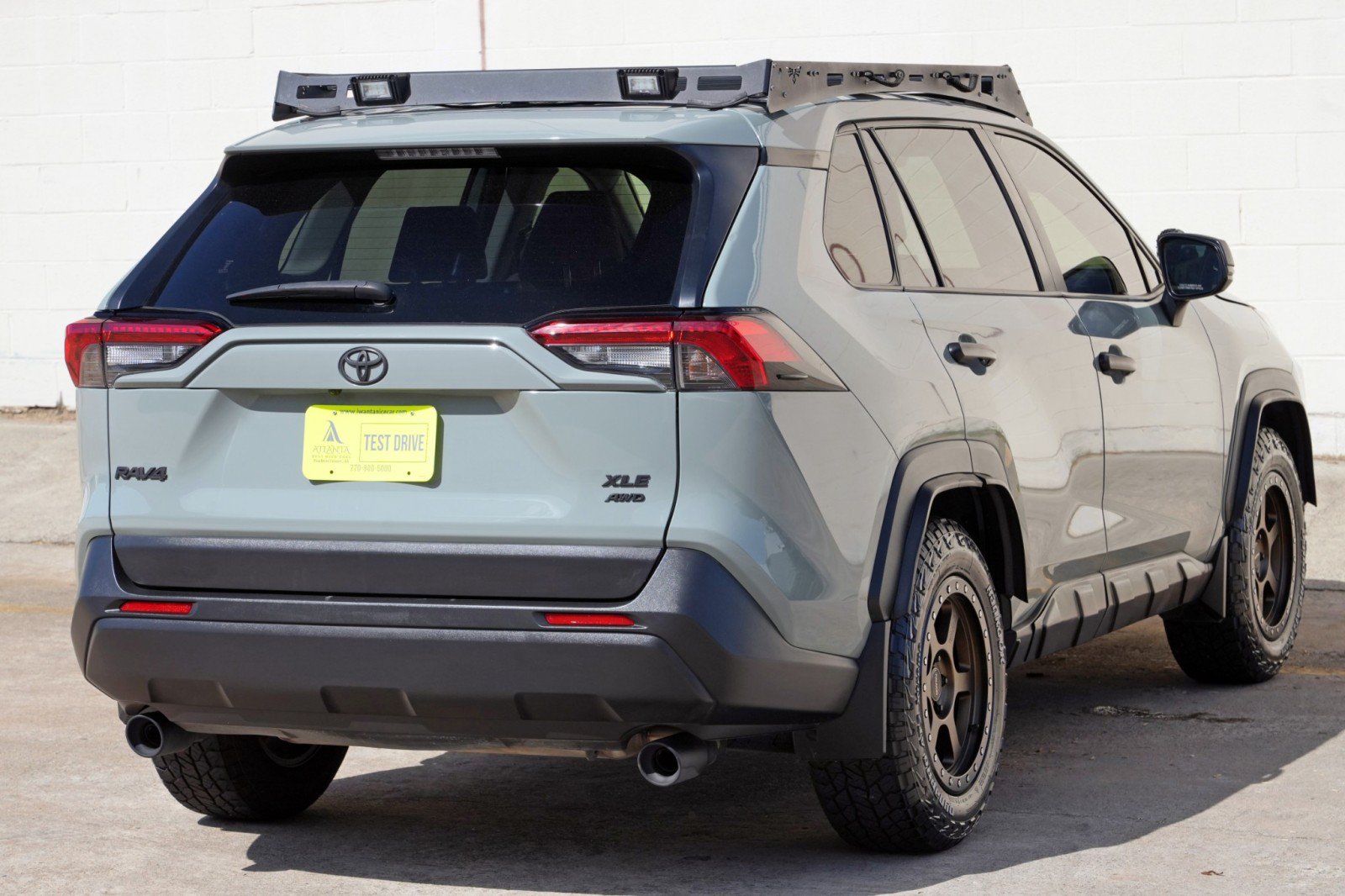 Used 2021 Toyota RAV4 XLE AWD/4WD image 46