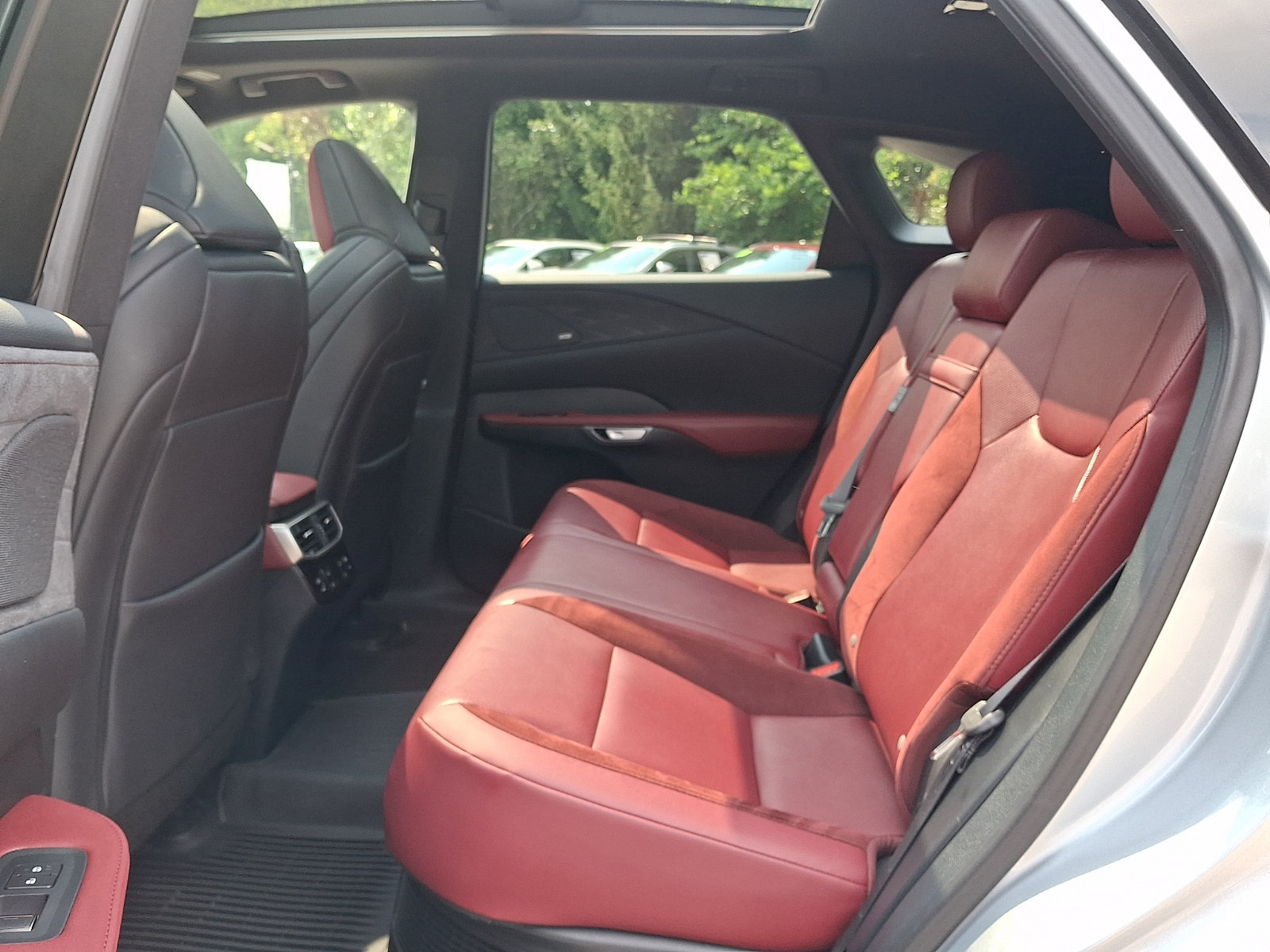 Certified 2023 Lexus RX 500h F Sport w/ Accessory Package (2T) AWD/4WD image 11
