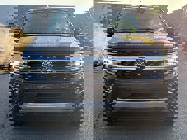 Used 2024 Ford Expedition Max Limited image 7