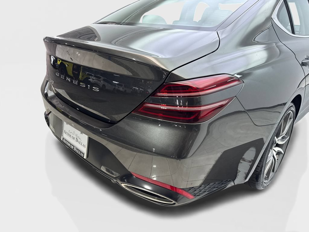 Used 2025 Genesis G70 2.5T RWD image 18