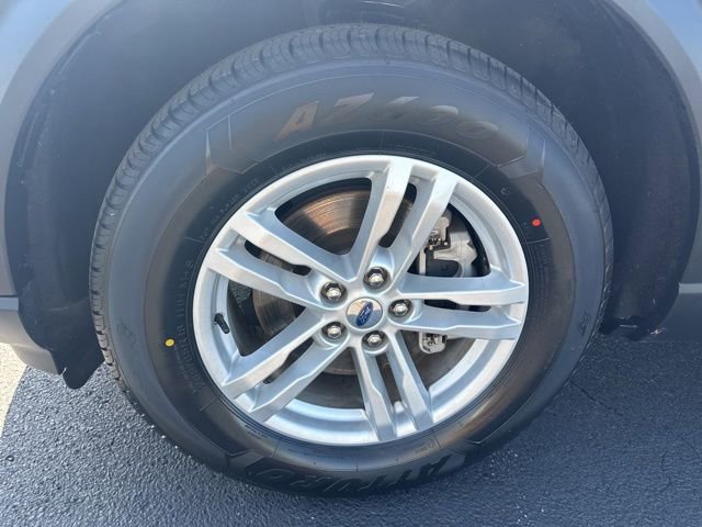 Used 2024 Ford Explorer XLT image 41