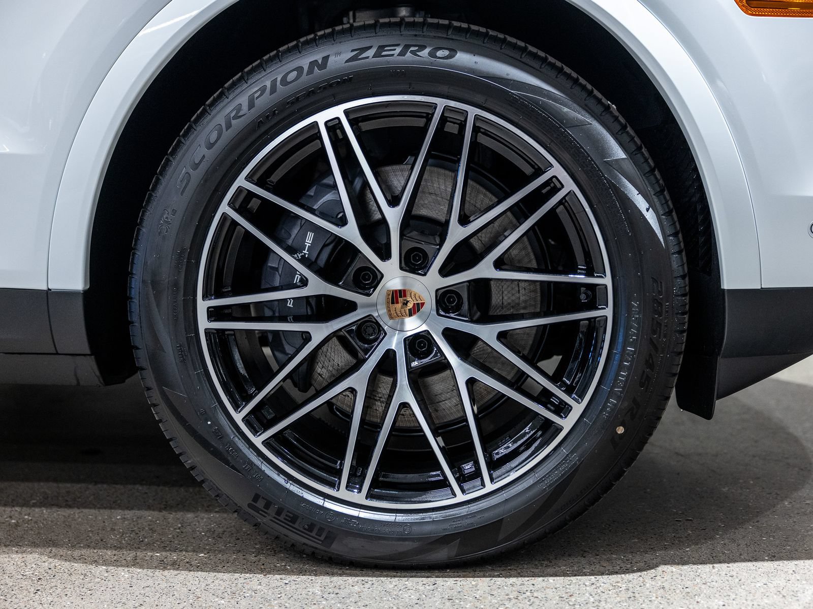 New 2026 Porsche Cayenne Coupe AWD/4WD image 21