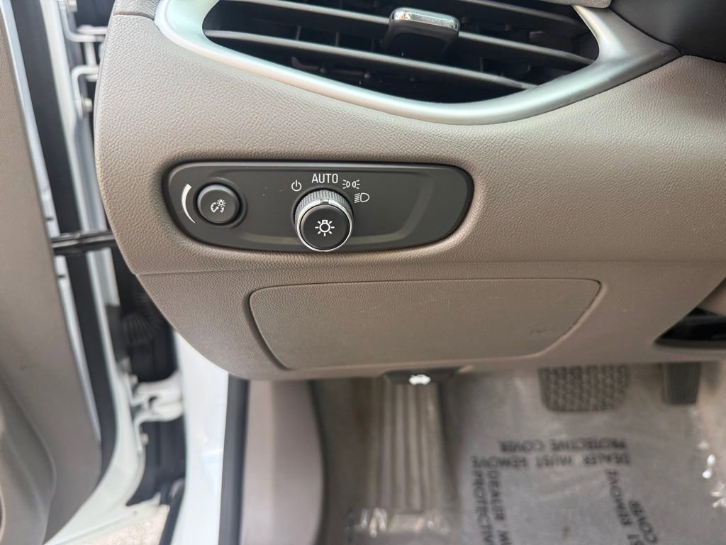 Used 2023 Chevrolet Malibu LT image 7