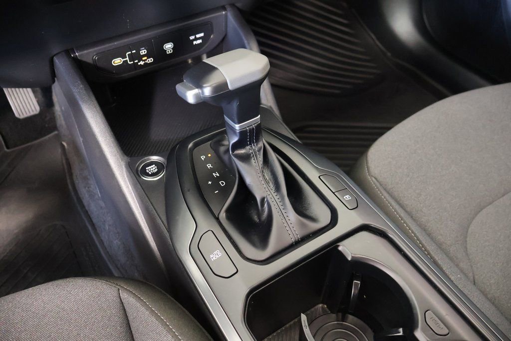 Used 2025 Kia K4 LXS image 7